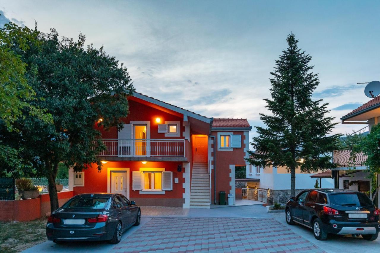 Luxury Villa Poquito Zagvozd Exteriör bild